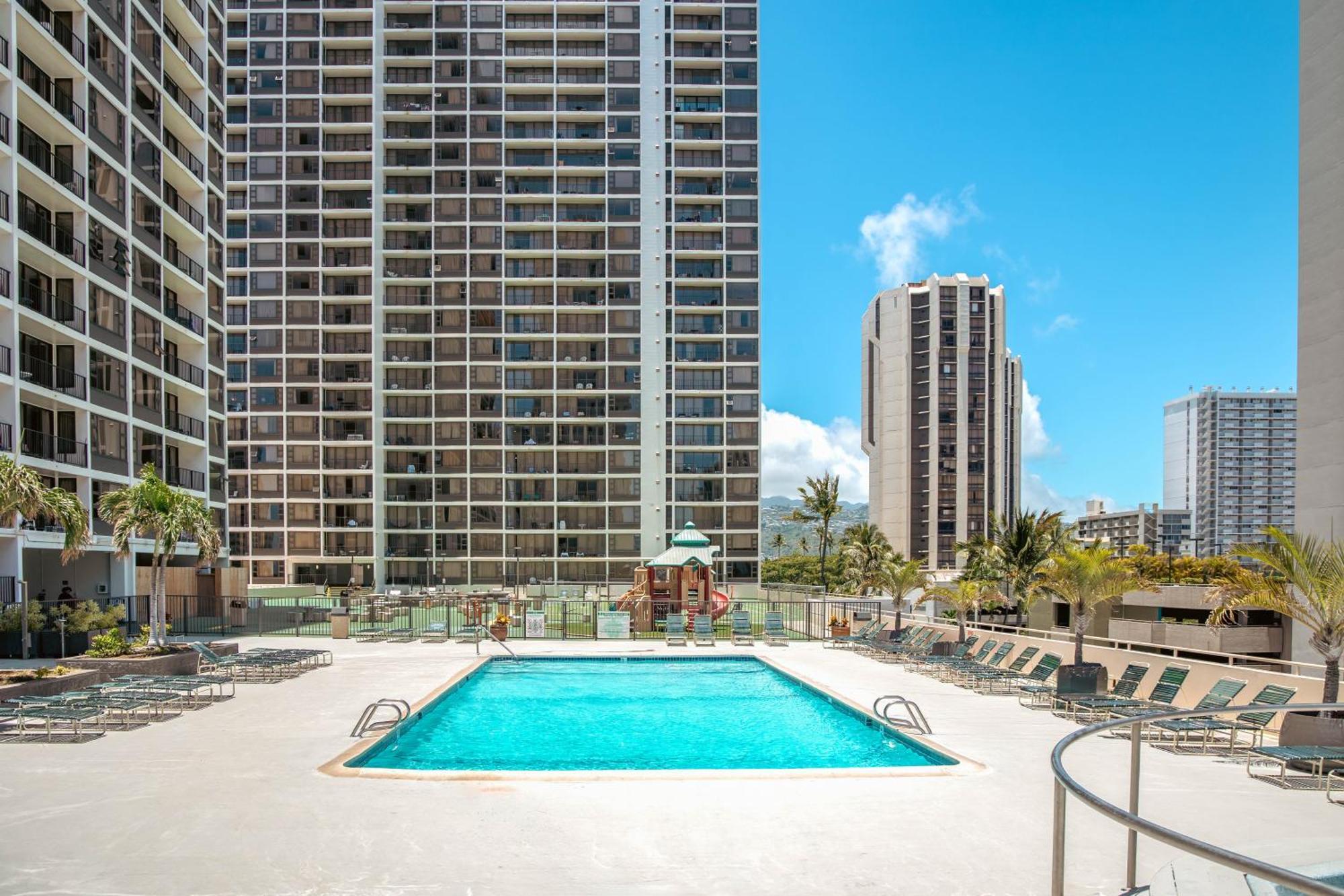 Mountain View Condo W/ King-Size Bed, Free Parking Honolulu Dış mekan fotoğraf